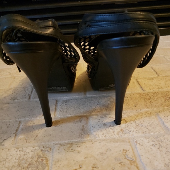 Cathy Jean Brand heels - Picture 3 of 6